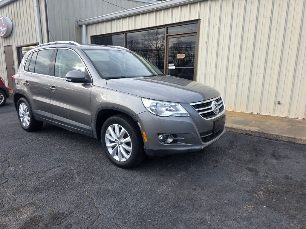 Photo 16 of this VOLKSWAGEN TIGUAN