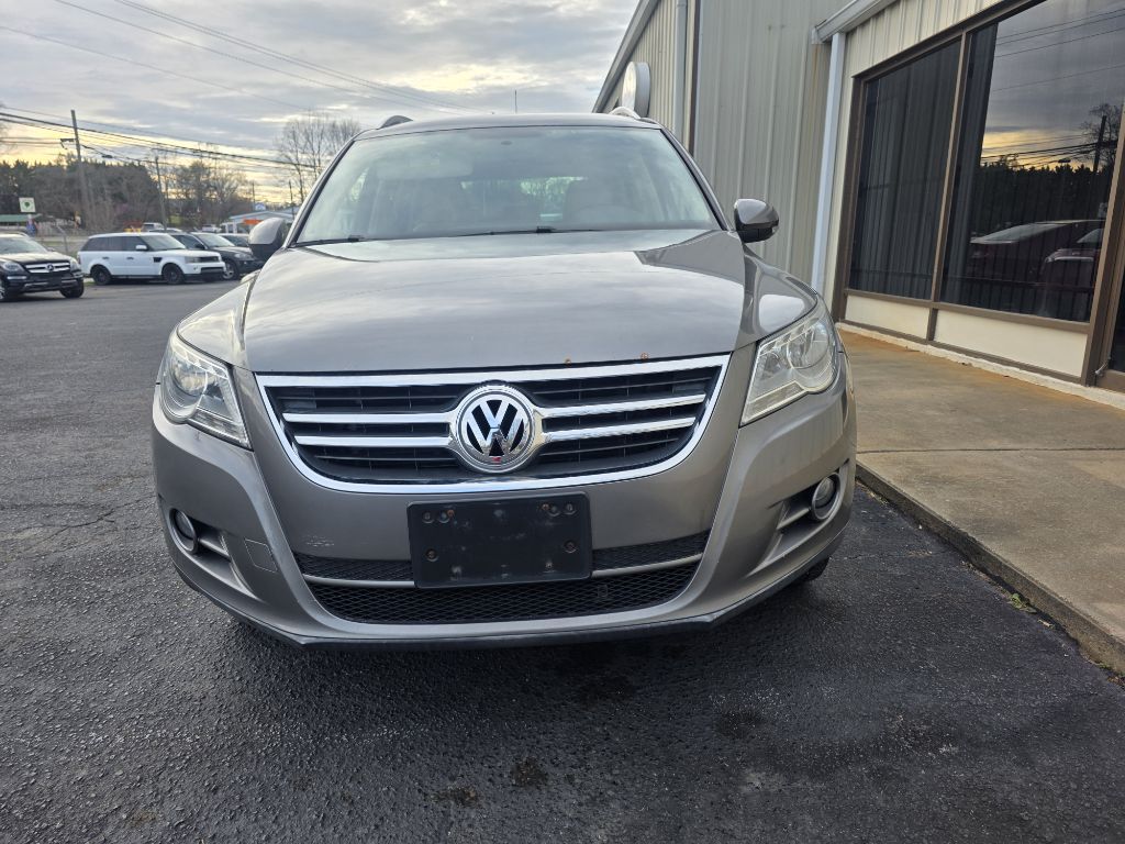 Photo 15 of this VOLKSWAGEN TIGUAN