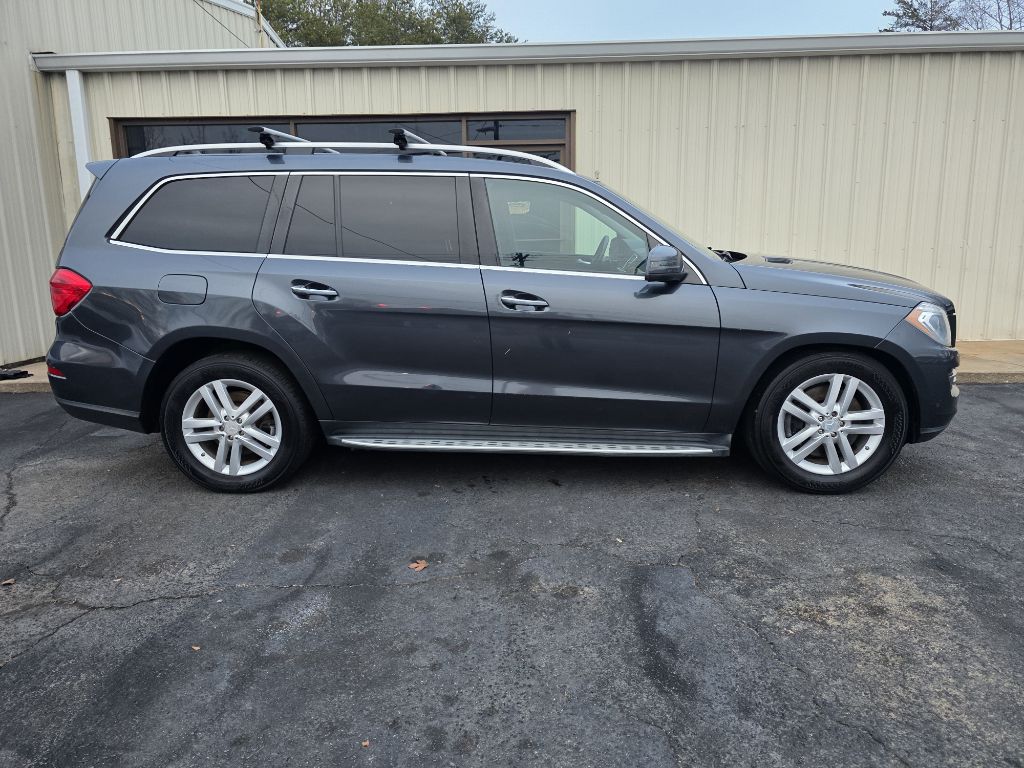 Photo 13 of this MERCEDES-BENZ GL
