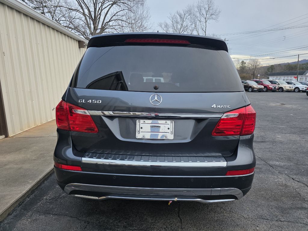 Photo 12 of this MERCEDES-BENZ GL