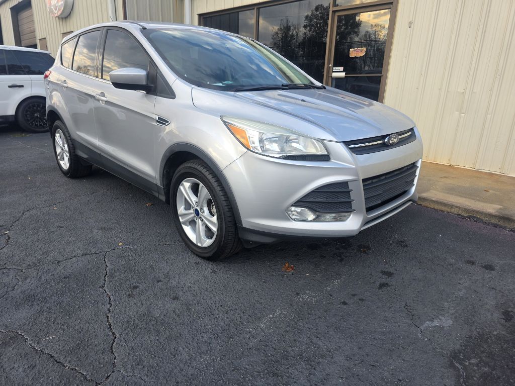 Photo 18 of this FORD ESCAPE