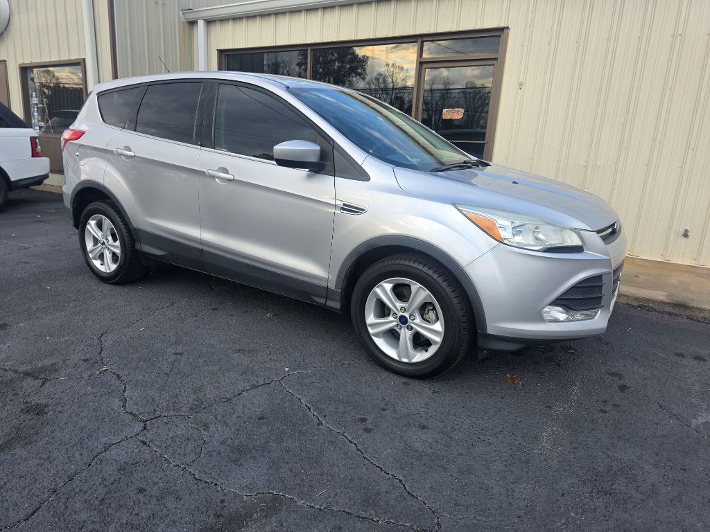 Photo 15 of this FORD ESCAPE