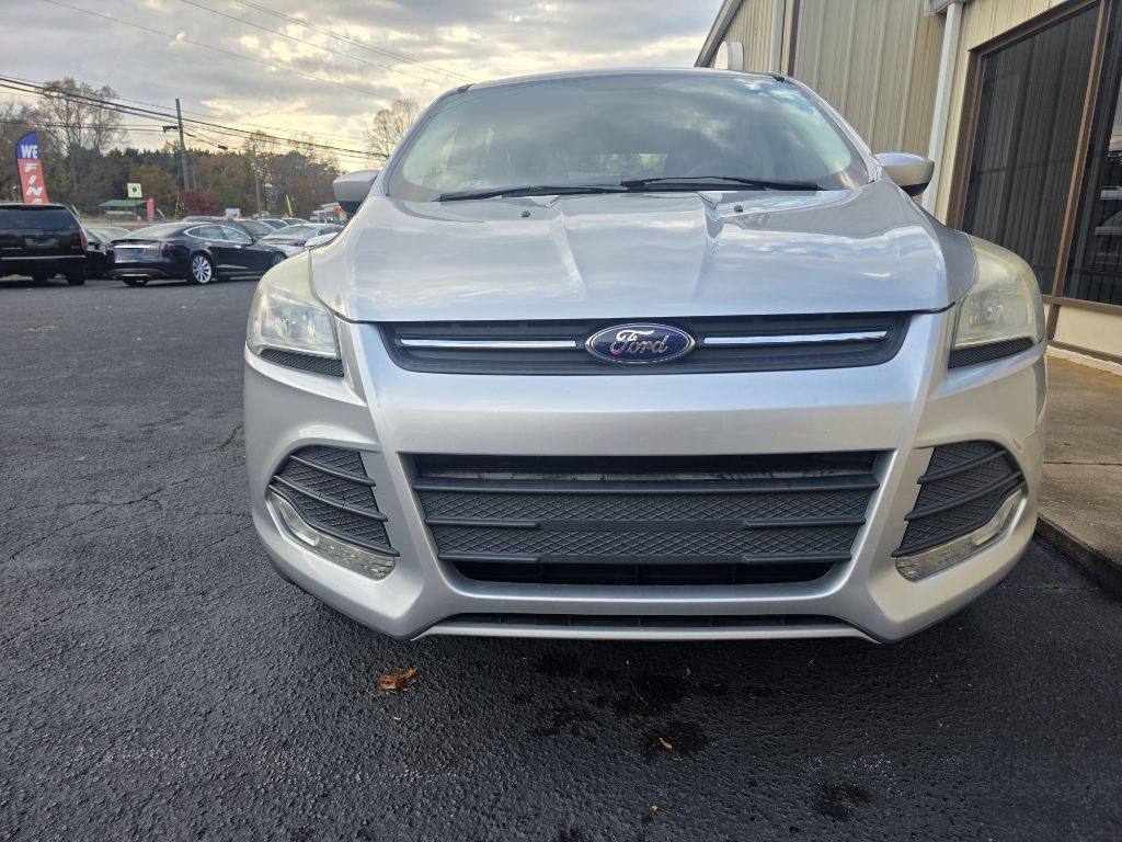 Photo 17 of this FORD ESCAPE