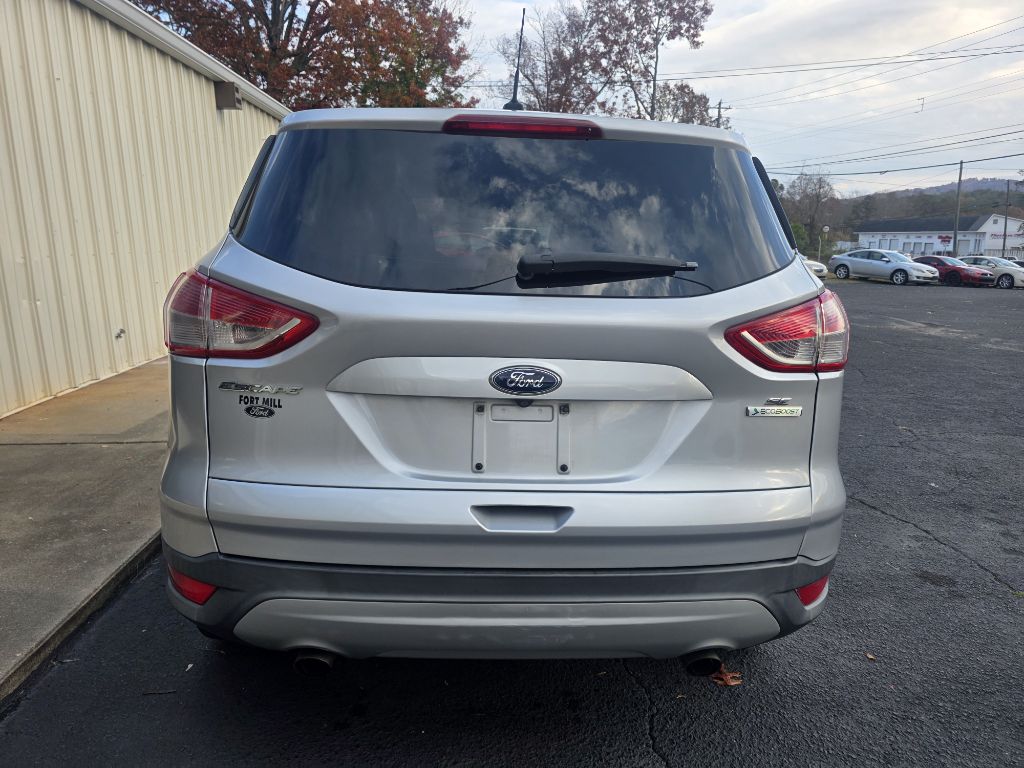Photo 13 of this FORD ESCAPE