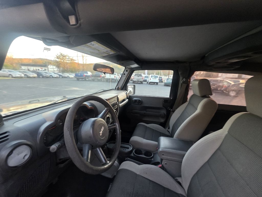 Photo 4 of this JEEP WRANGLER
