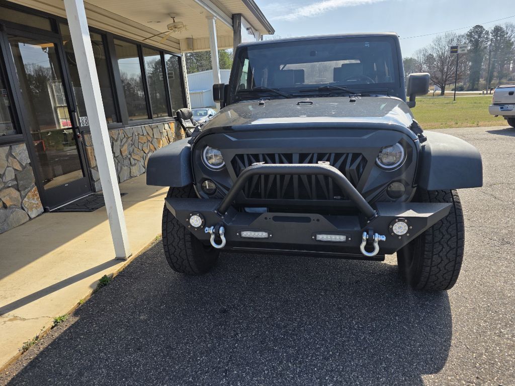 Photo 16 of this JEEP WRANGLER