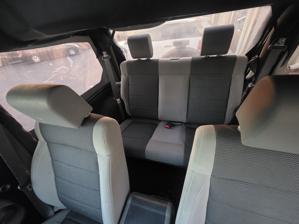 Photo 5 of this JEEP WRANGLER