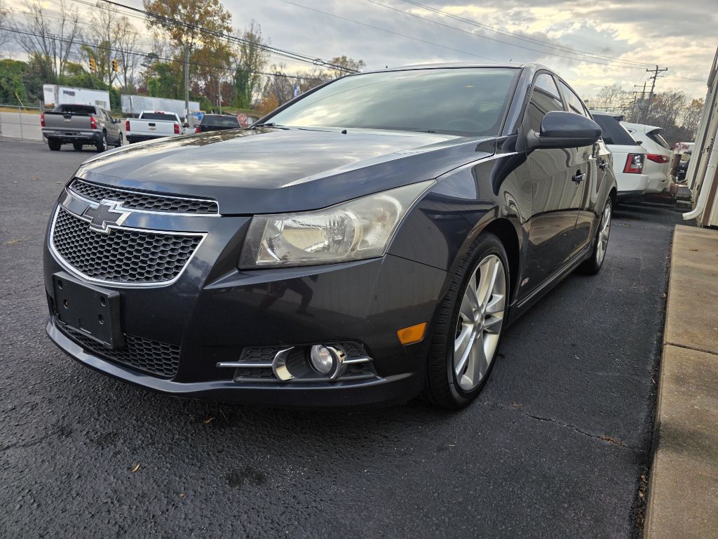 Photo 6 of this CHEVROLET CRUZE