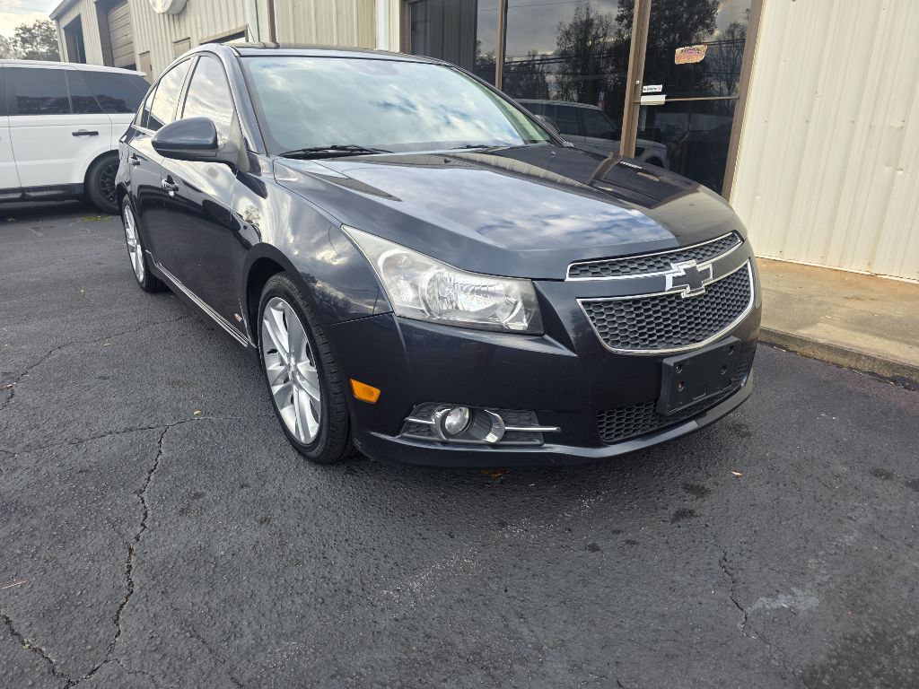 Photo 16 of this CHEVROLET CRUZE