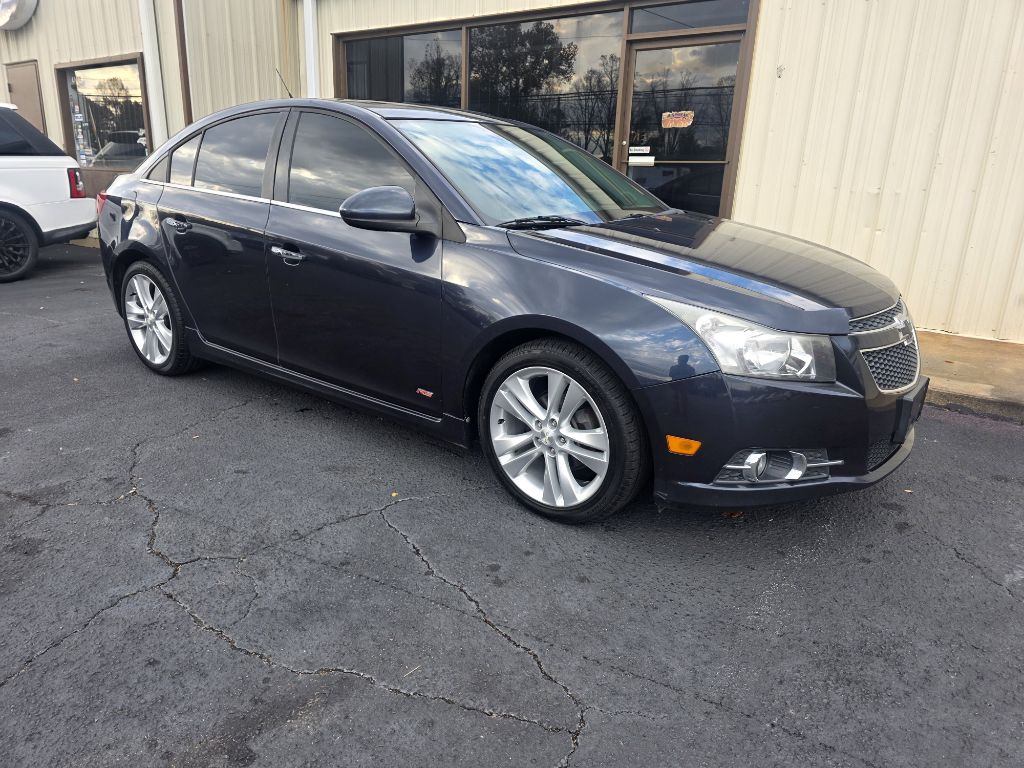 Photo 18 of this CHEVROLET CRUZE