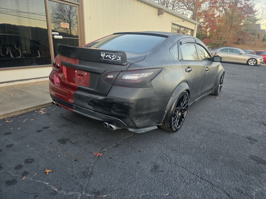 Photo 14 of this NISSAN ALTIMA
