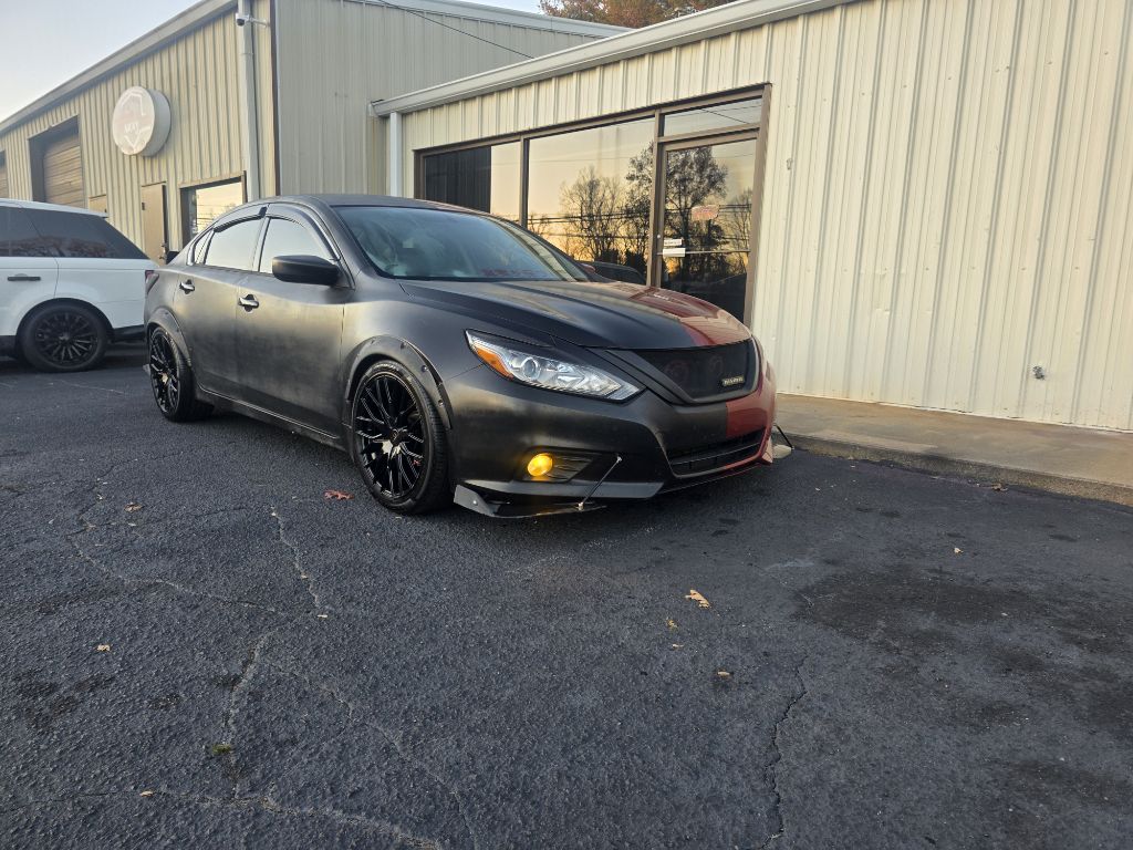 Photo 22 of this NISSAN ALTIMA