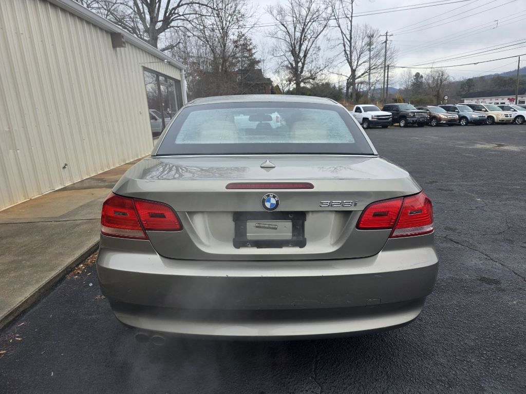 Photo 12 of this BMW 328