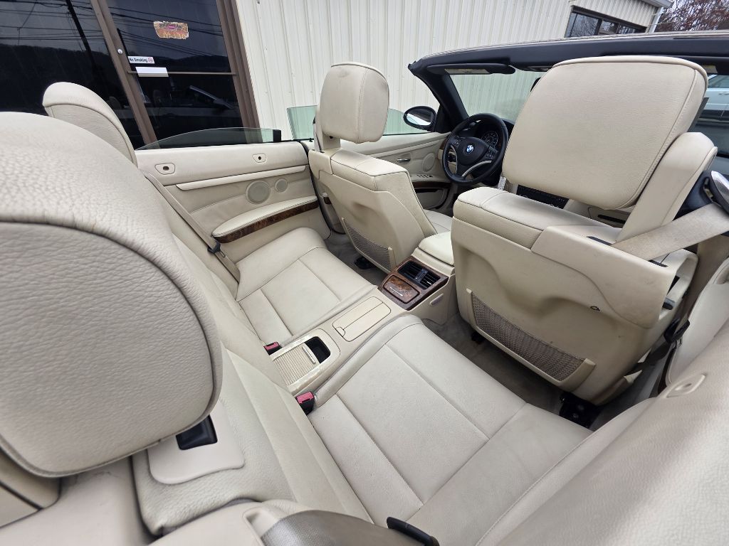 Photo 9 of this BMW 328