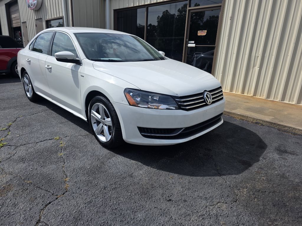 Photo 14 of this VOLKSWAGEN PASSAT