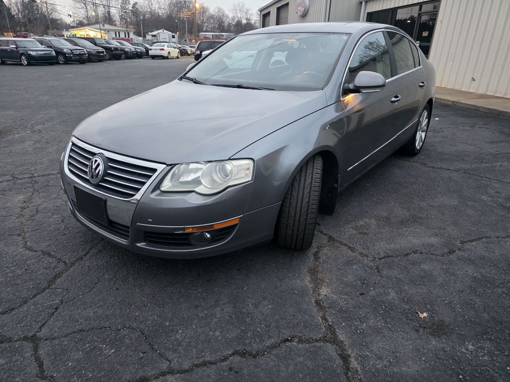 Photo 8 of this VOLKSWAGEN PASSAT