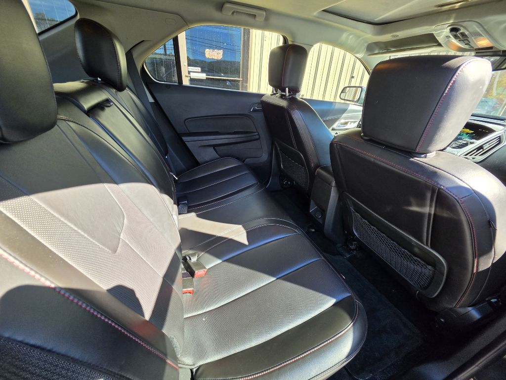 Photo 5 of this CHEVROLET EQUINOX