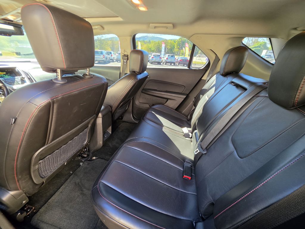 Photo 7 of this CHEVROLET EQUINOX