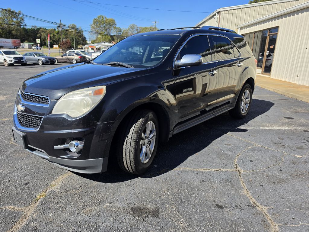 Photo 2 of this CHEVROLET EQUINOX