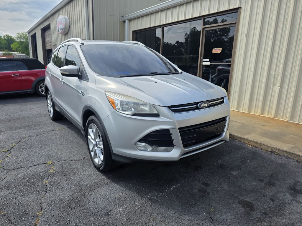 Photo 10 of this FORD ESCAPE