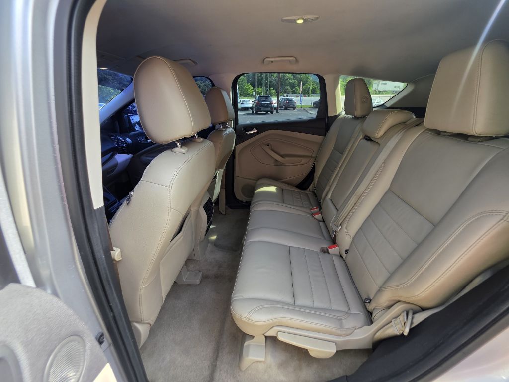 Photo 3 of this FORD ESCAPE