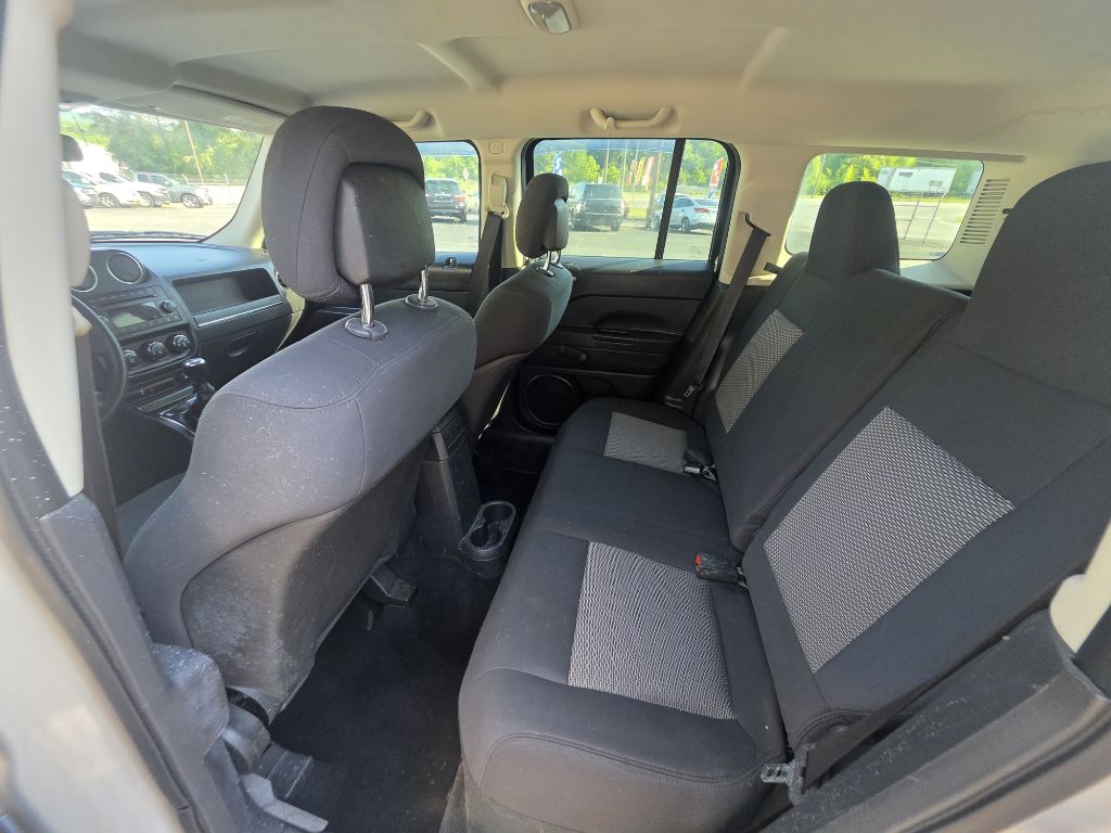 Photo 9 of this JEEP PATRIOT