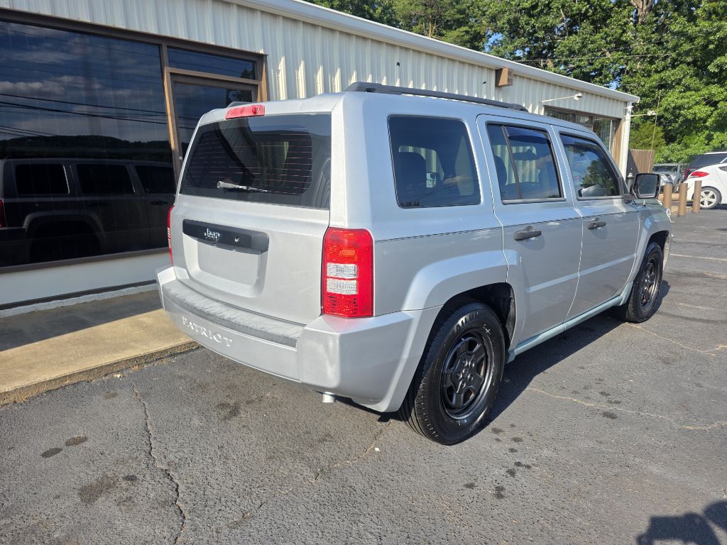 Photo 15 of this JEEP PATRIOT