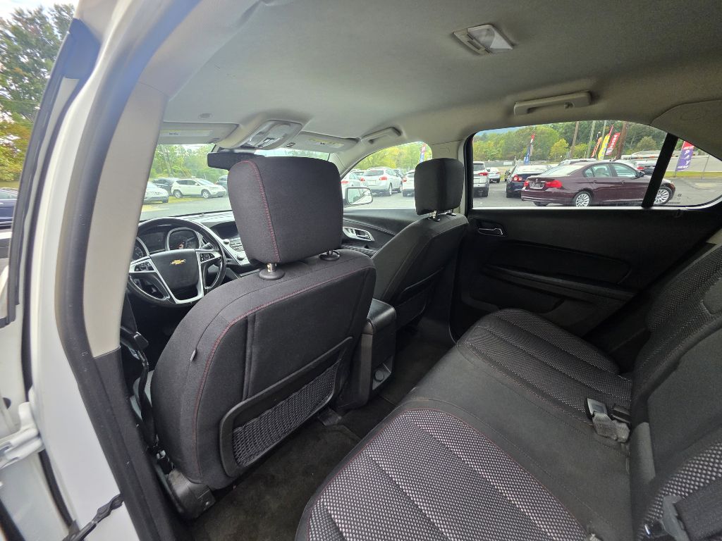 Photo 11 of this CHEVROLET EQUINOX