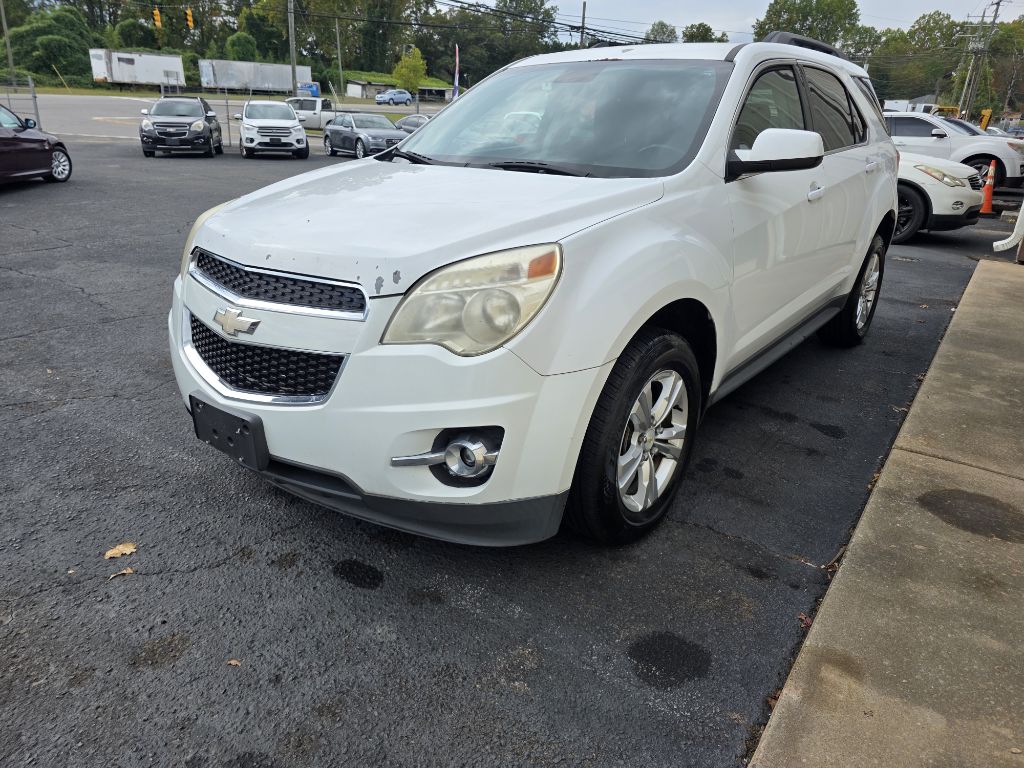 Photo 8 of this CHEVROLET EQUINOX