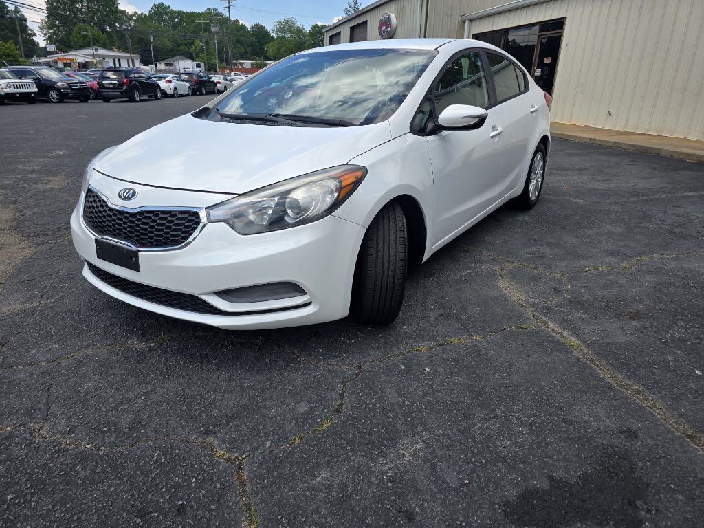 Photo 6 of this KIA FORTE