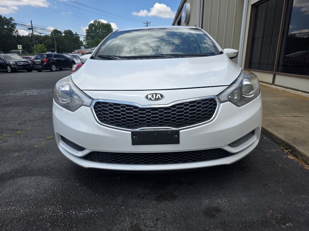 Photo 15 of this KIA FORTE