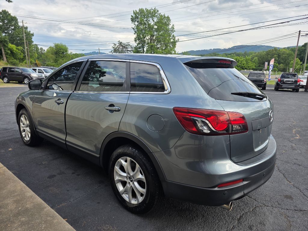 Photo 13 of this MAZDA CX-9
