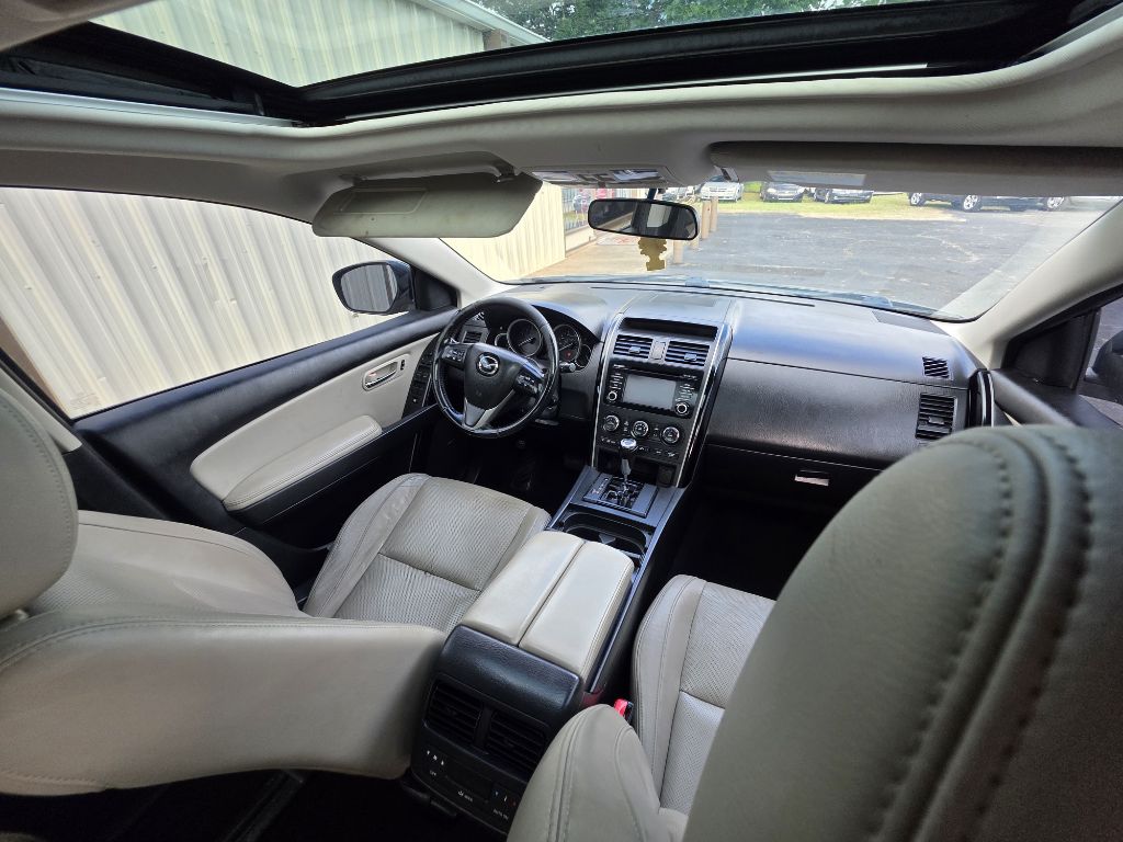 Photo 10 of this MAZDA CX-9