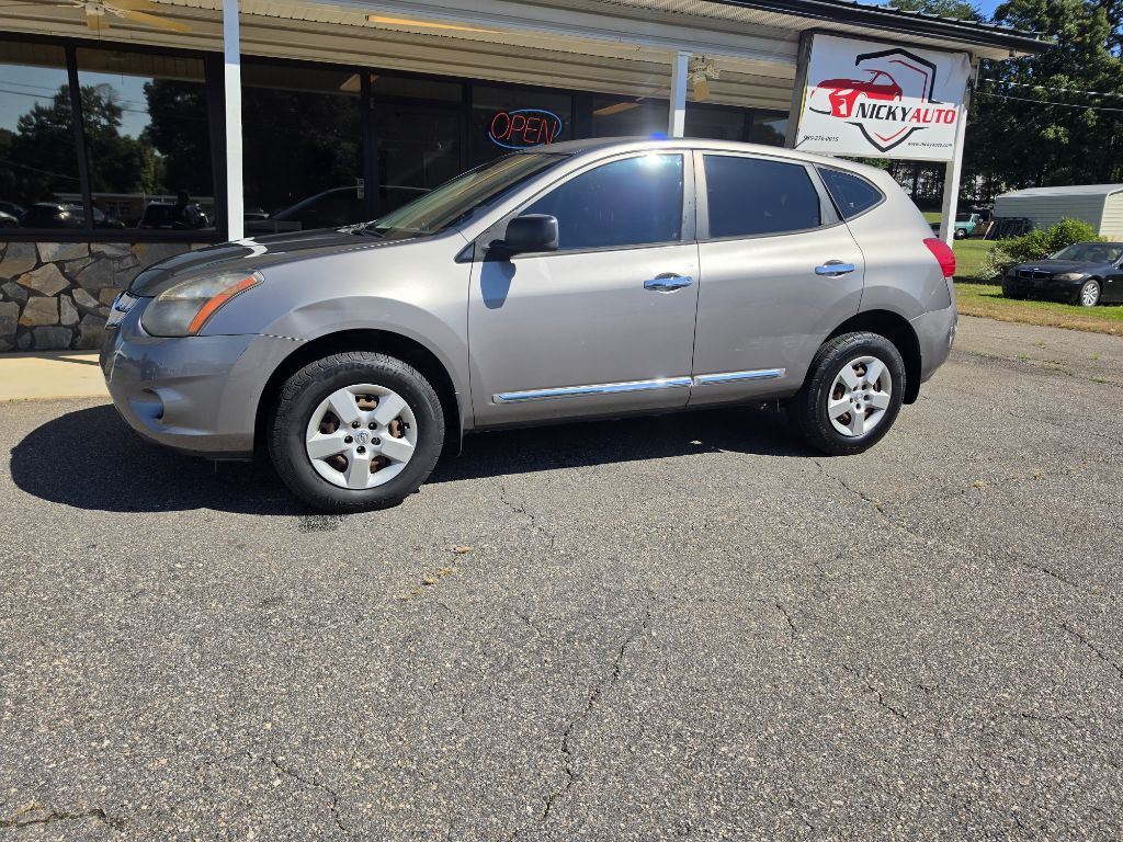 Photo 2 of this NISSAN ROGUE SELECT