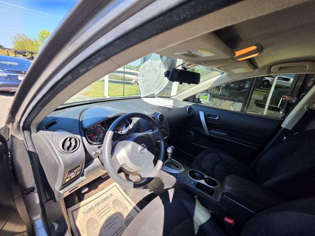 Photo 7 of this NISSAN ROGUE SELECT