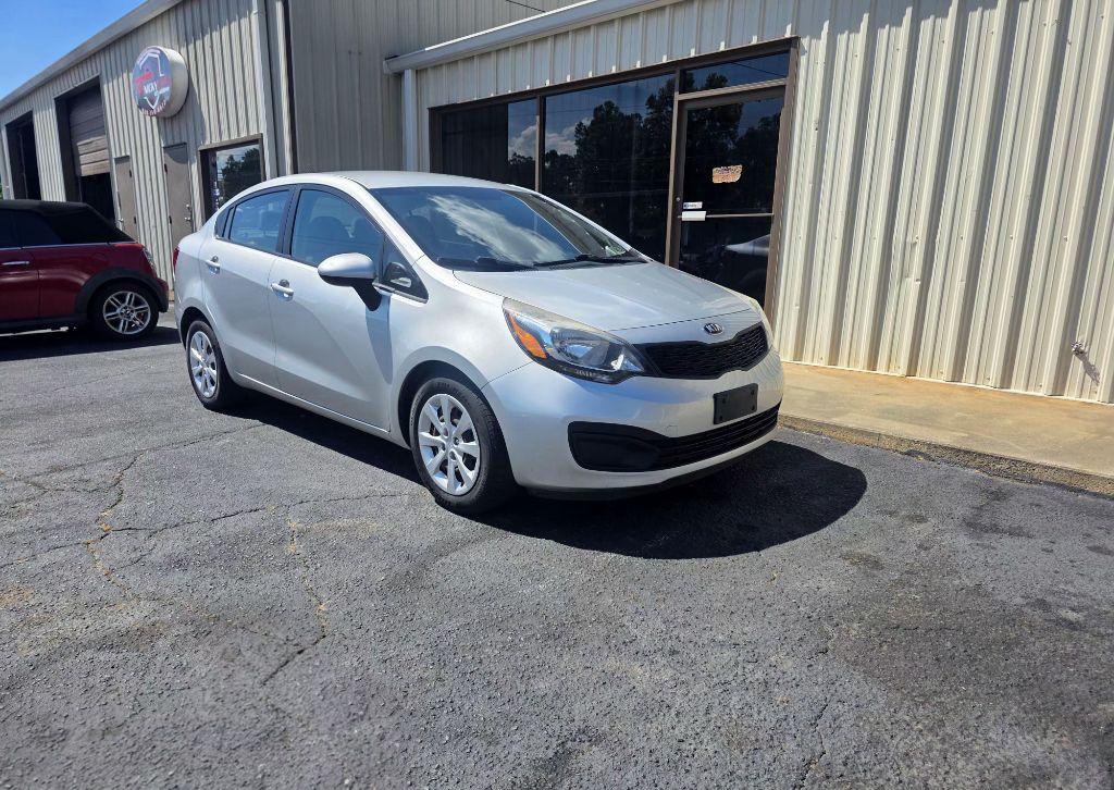 Photo 11 of this KIA RIO