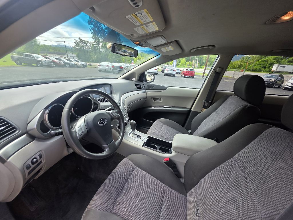 Photo 9 of this SUBARU B9 TRIBECA