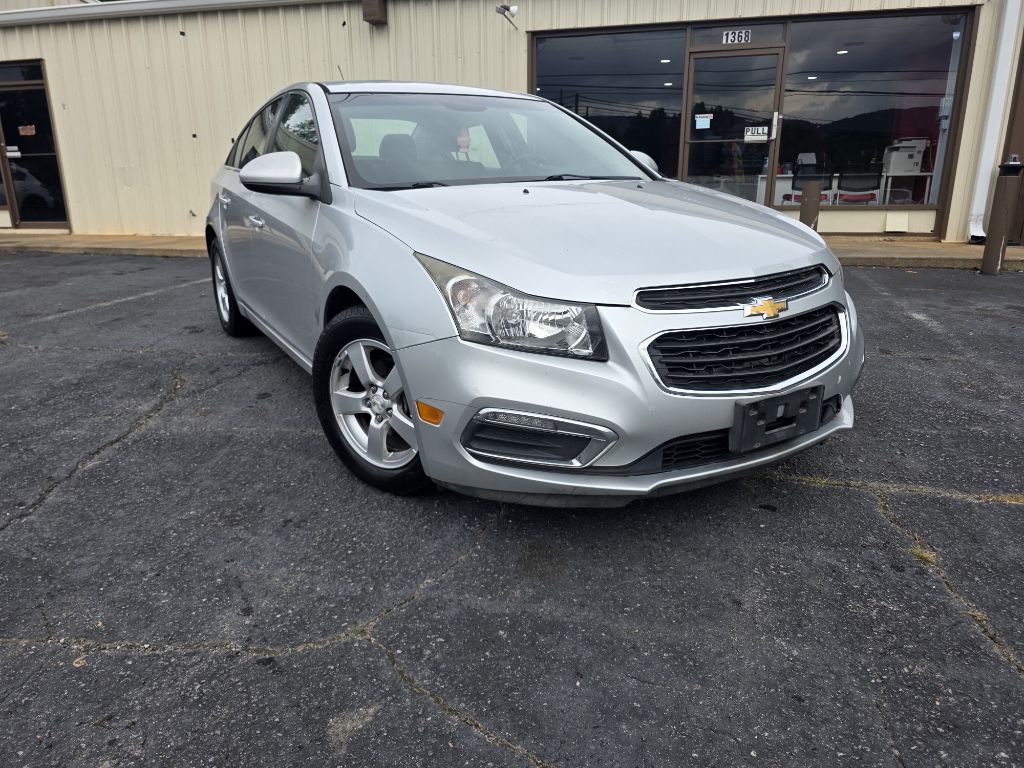 Photo 2 of this CHEVROLET CRUZE LIMITED