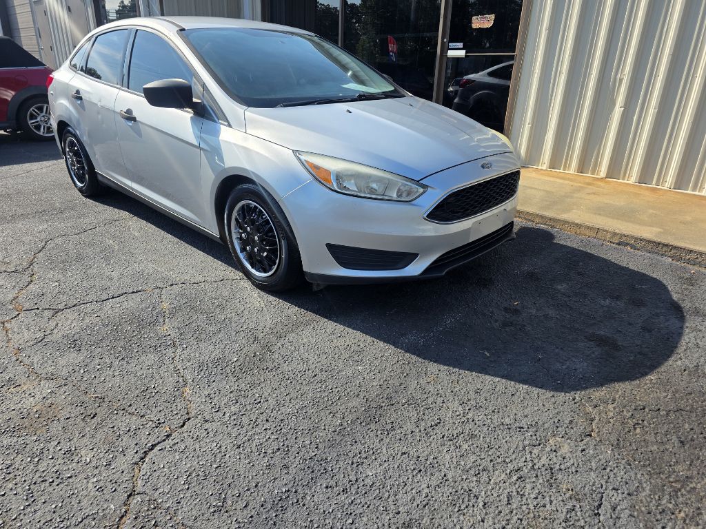 Photo 14 of this FORD FOCUS
