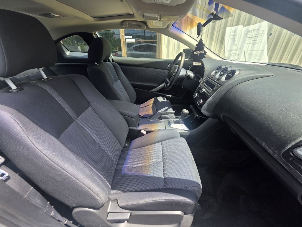 Photo 20 of this NISSAN ALTIMA