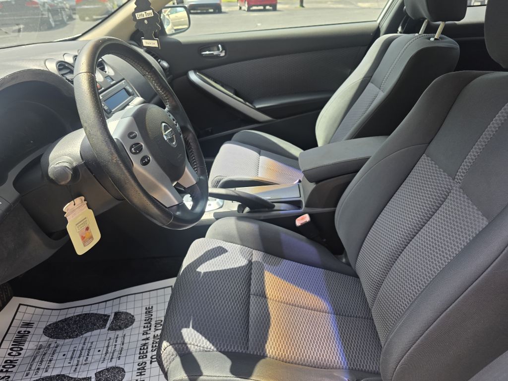 Photo 15 of this NISSAN ALTIMA