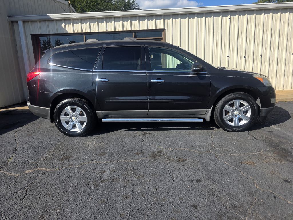 Photo 5 of this CHEVROLET TRAVERSE
