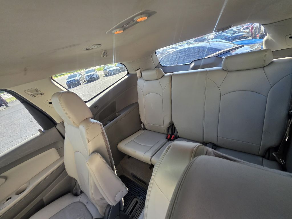 Photo 7 of this CHEVROLET TRAVERSE