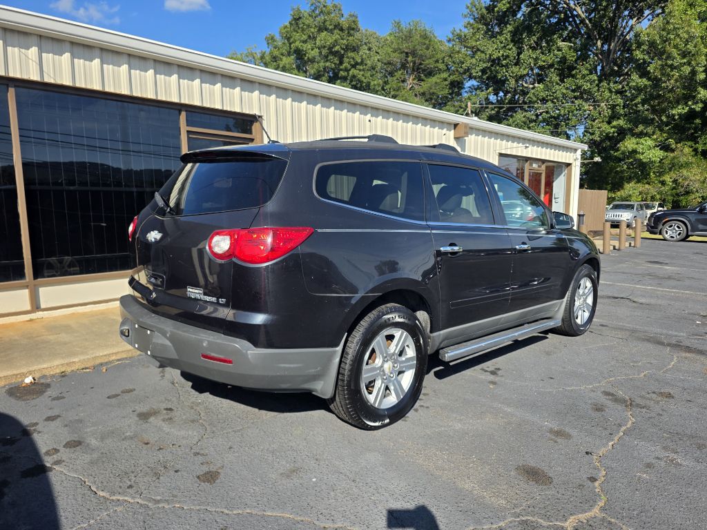 Photo 8 of this CHEVROLET TRAVERSE