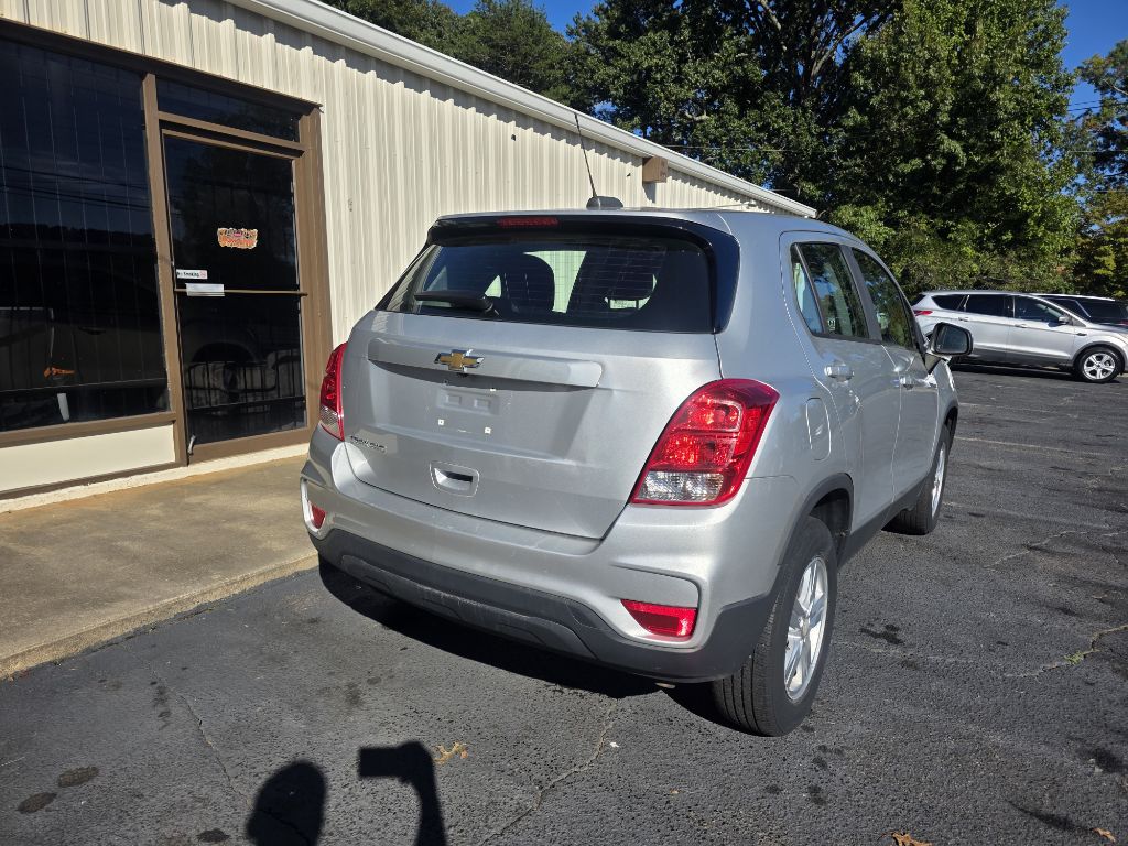 Photo 15 of this CHEVROLET TRAX