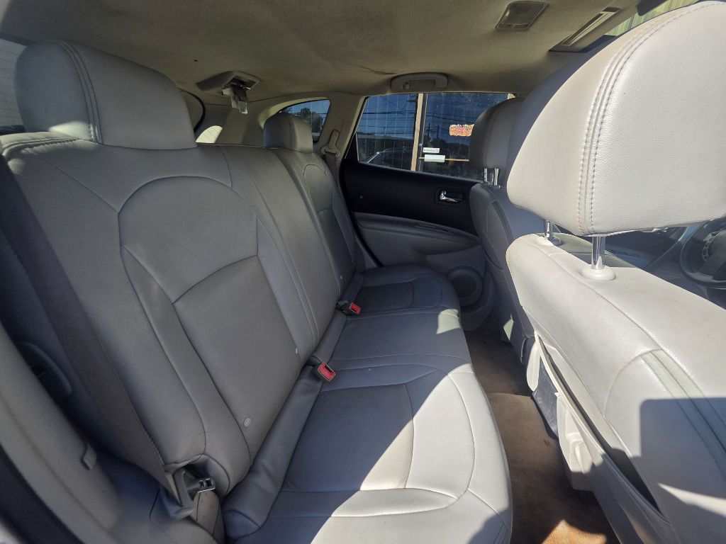 Photo 3 of this NISSAN ROGUE