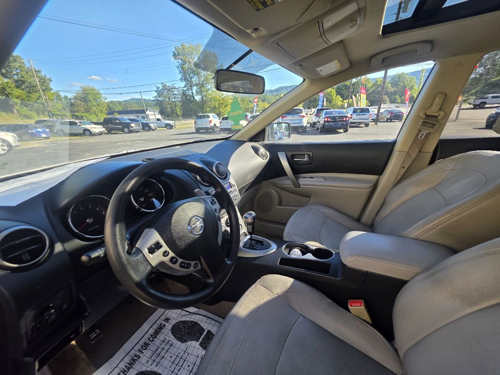 Photo 6 of this NISSAN ROGUE