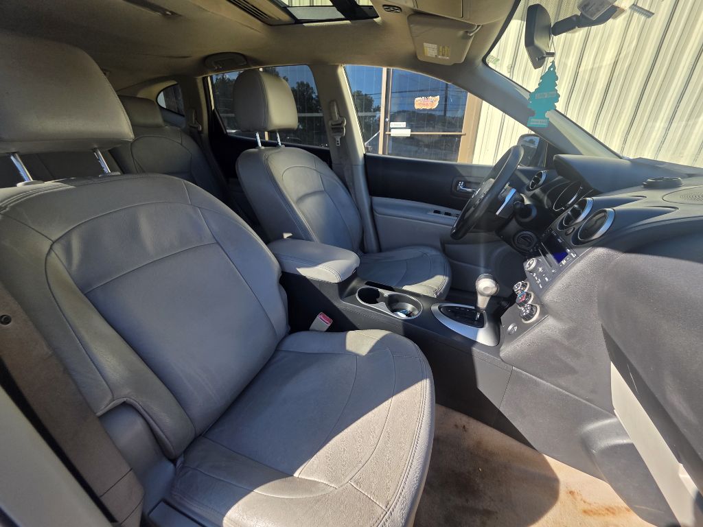 Photo 4 of this NISSAN ROGUE