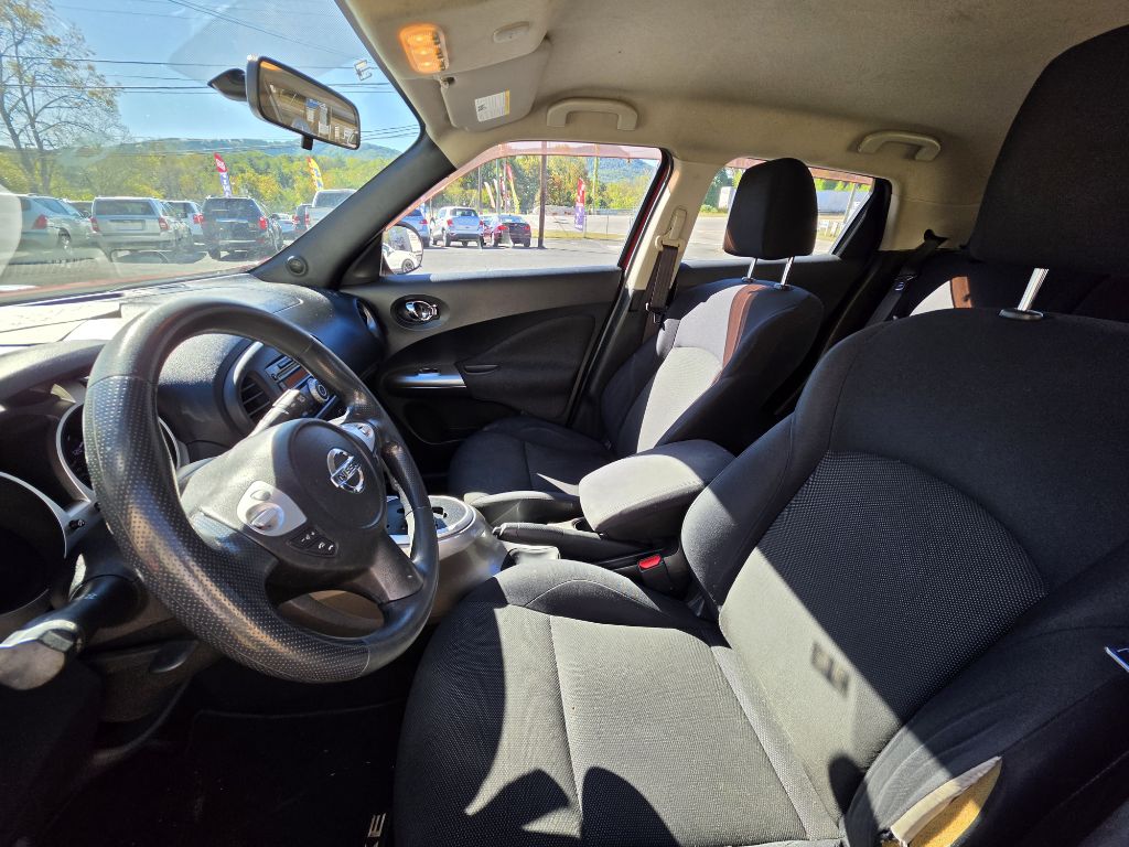Photo 8 of this NISSAN JUKE