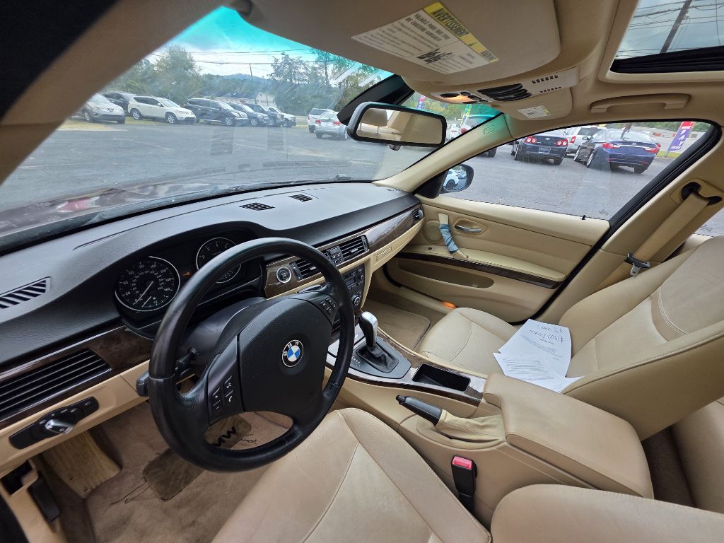 Photo 8 of this BMW 328